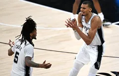 Victor Wembanyama et les Spurs écrabouillent les Kings