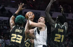 Les Mavericks se sabordent encore à Charlotte !