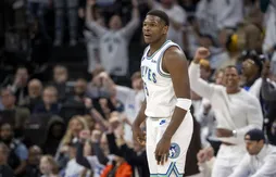 Anthony Edwards met KO les Suns