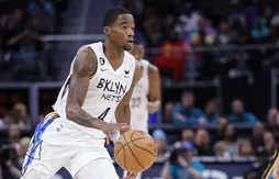 Edmond Sumner se vend en arrière polyvalent