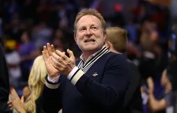 Robert Sarver met en vente les Suns et le Mercury !