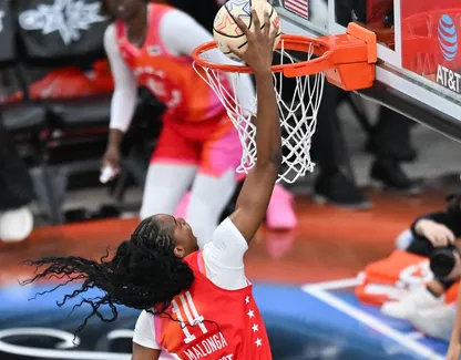 https://www.basketusa.com/thumbor/p08s-bhNY7PSddD_OrtjC9STjAs=/416x325/smart/filters:format(webp)/https%3A%2F%2Fmedia.basketusa.com%2Fmain%2F2026%2F07%2F2026-07-26T014843Z_726260486_MT1USATODAY29452439_RTRMADP_3_WNBA-ALL-STAR-GAME-TEAM-SPOON-AT-TEAM-COOP.webp