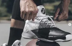 Peak : la ligne Tony Parker progresse encore avec la TP6