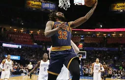 Derrick Williams file en Chine