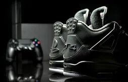 Une Air Jordan 4 aux couleurs de la PS4