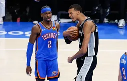 Avec un monumental Victor Wembanyama, les Spurs remportent le Game 1 après deux prolongations !