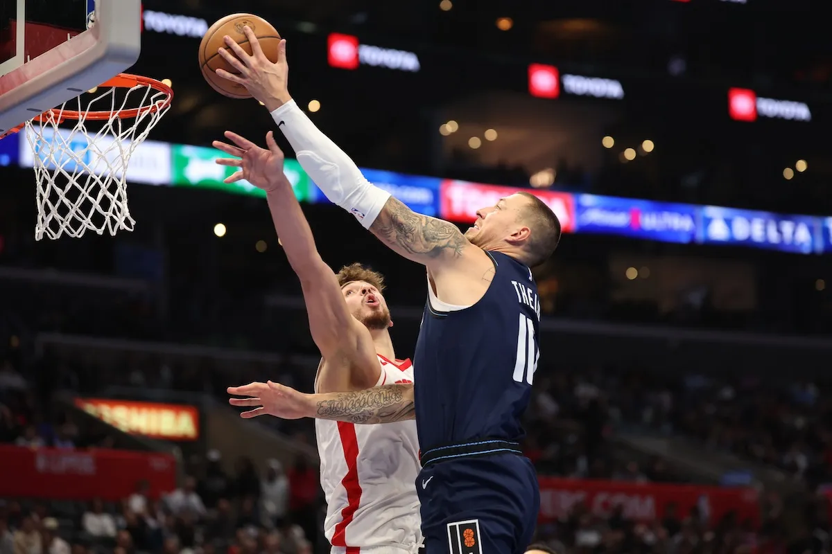 Daniel Theis