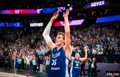 Avec la Finlande, Lauri Markkanen retrouve le bonheur de gagner