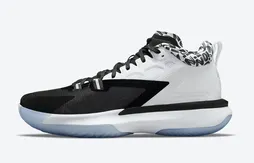 Un coloris plus classique pour la “Z Code”