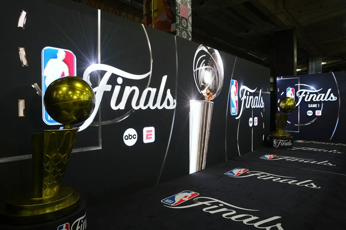 Le logo des Finals, 40 ans toujours précieux