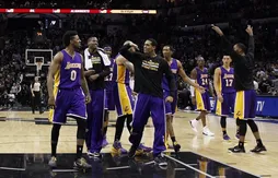 Spurs – Lakers : Nick Young vole la vedette à Kobe Bryant et Tim Duncan