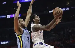 Le Lou mange les Grizzlies