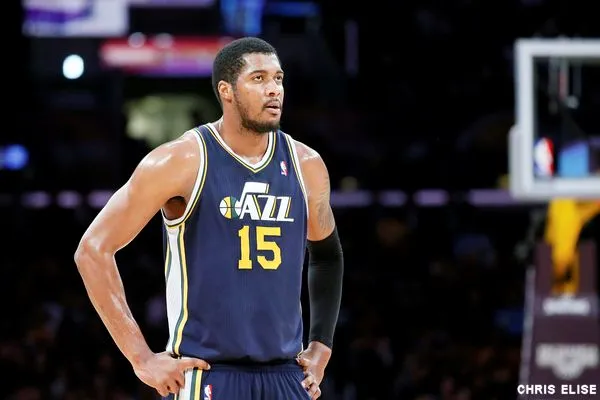 derrick favors