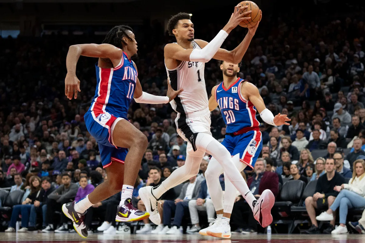 Victor Wembanyama avec les Spurs face aux Kings