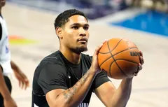 Daishen Nix quitte les Wolves, Tristen Newton arrive