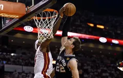 Le Top 10 des plus beaux contres des playoffs 2013