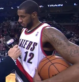 lamarcus-aldridge-basketball