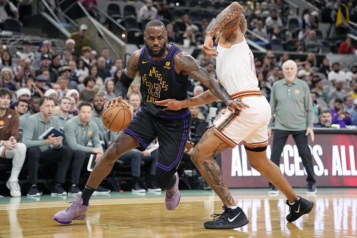 LeBron James Lakers