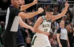 Grayson Allen change (encore) de numéro