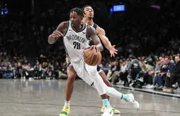 Dorian Finney-Smith essaie de gérer au mieux les rumeurs