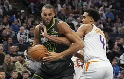 Rudy Gobert et les Wolves enfoncent encore les Suns