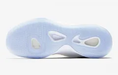 Nike : la Hyperdunk X débarque en blanc
