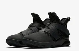 Nike : noir total pour la première LeBron Soldier 12
