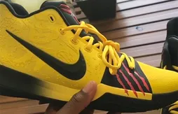 Chaussures : Kyrie Irving rend hommage à Kobe Bryant et Bruce Lee