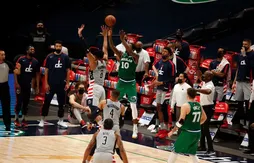 Dorian Finney-Smith arbitre un duel de folie entre Luka Doncic et Russell Westbrook !