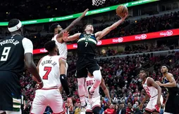 En écrasant les Bulls, les Bucks ont fait oublier Khris Middleton