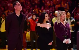 La propriétaire des Lakers apprécie le boulot de Rob Pelinka