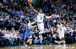 Minnesota craque face au collectif de Boston