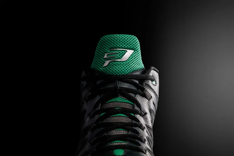 HO15_JD_CP3IX_Product_Emerald_Detail_Tongue_47313