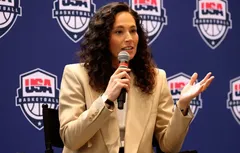 Sue Bird dans un rôle à la Grant Hill pour la sélection US féminine