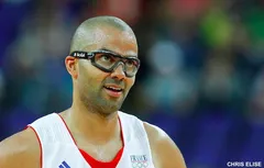 L’oeil de Fred Weis – Le blues des Bleus et la prise de pouvoir de Tony Parker