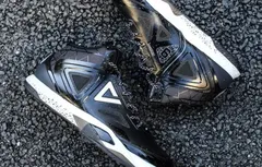 Peak : la version “away” de la TP9-III de Tony Parker