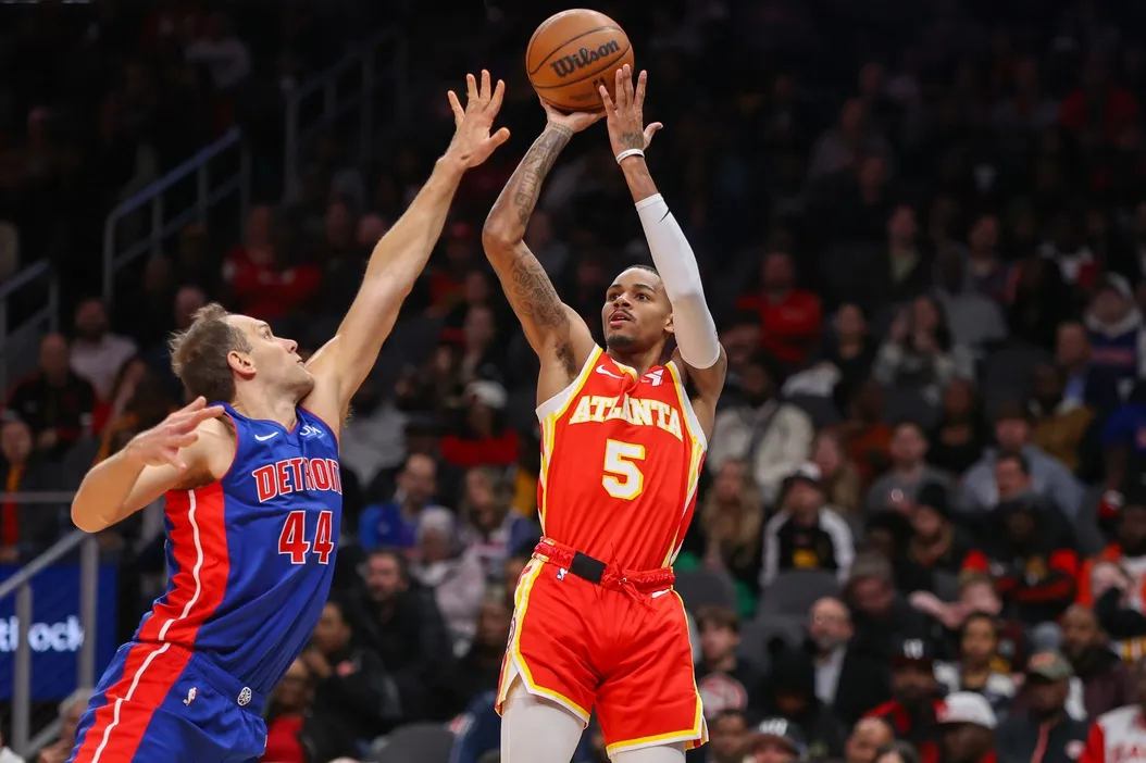 pistons hawks