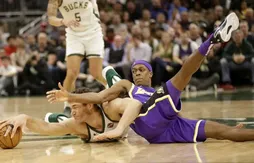 Khris Middleton et Brook Lopez font des misères aux Lakers