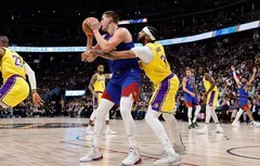 Trop forts pour les Lakers, les Nuggets fêtent leur titre en beauté