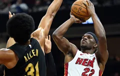 Jimmy Butler et Terry Rozier guident le Heat à Cleveland