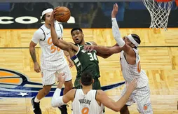 Giannis Antetokounmpo cherche encore à s’adapter au nouveau système offensif des Bucks