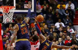 LeBron James (34 pts) et Kyrie Irving (32 pts) punissent les Wizards
