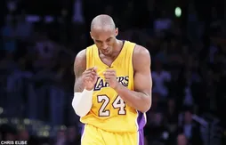 Kobe Bryant donne sa version des dauphins et des requins