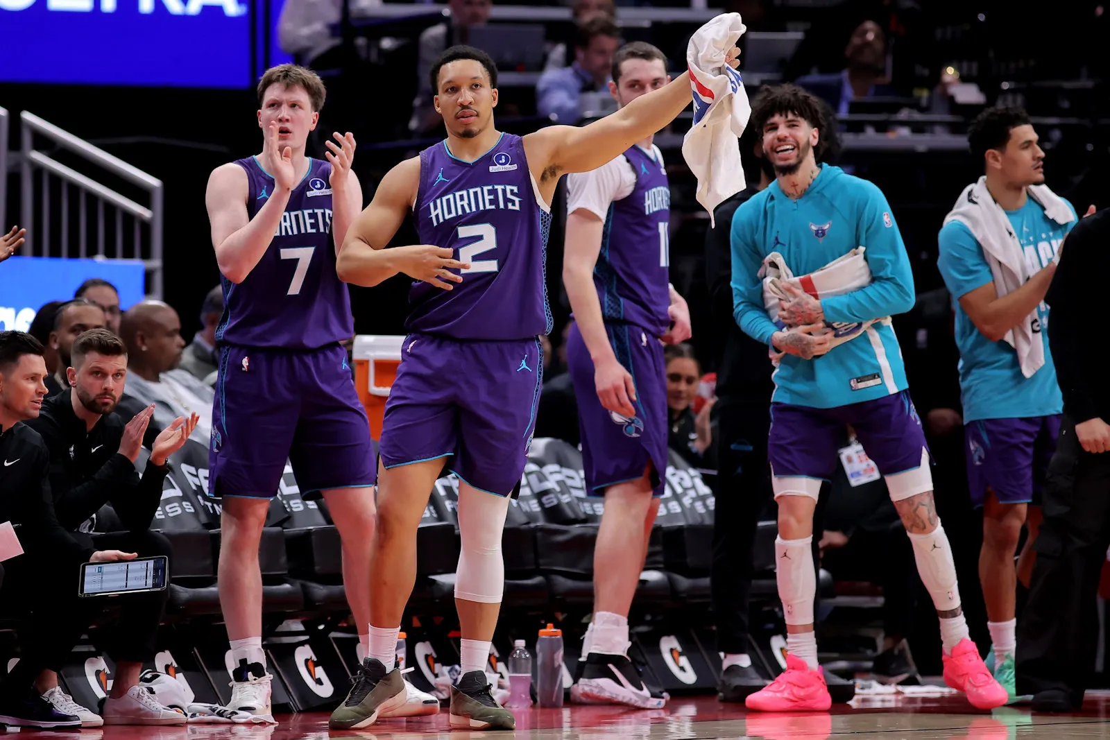 hornets rockets