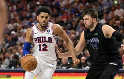 Les Sixers surprennent des Mavs trop peu appliqués