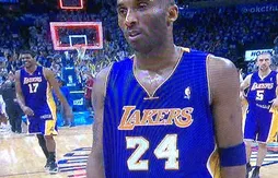 Même dans la défaite, Andrew Bynum continue de se marrer !