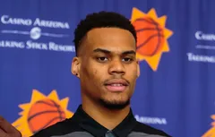 Les Suns comptent beaucoup sur Elie Okobo