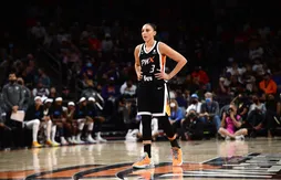 Avec la manière, Diana Taurasi devient la première joueuse à inscrire 10 000 points !