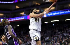 Jamal Murray et les Nuggets retournent les Kings dans le “clutch” !