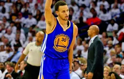 Stephen Curry a écœuré les Pelicans